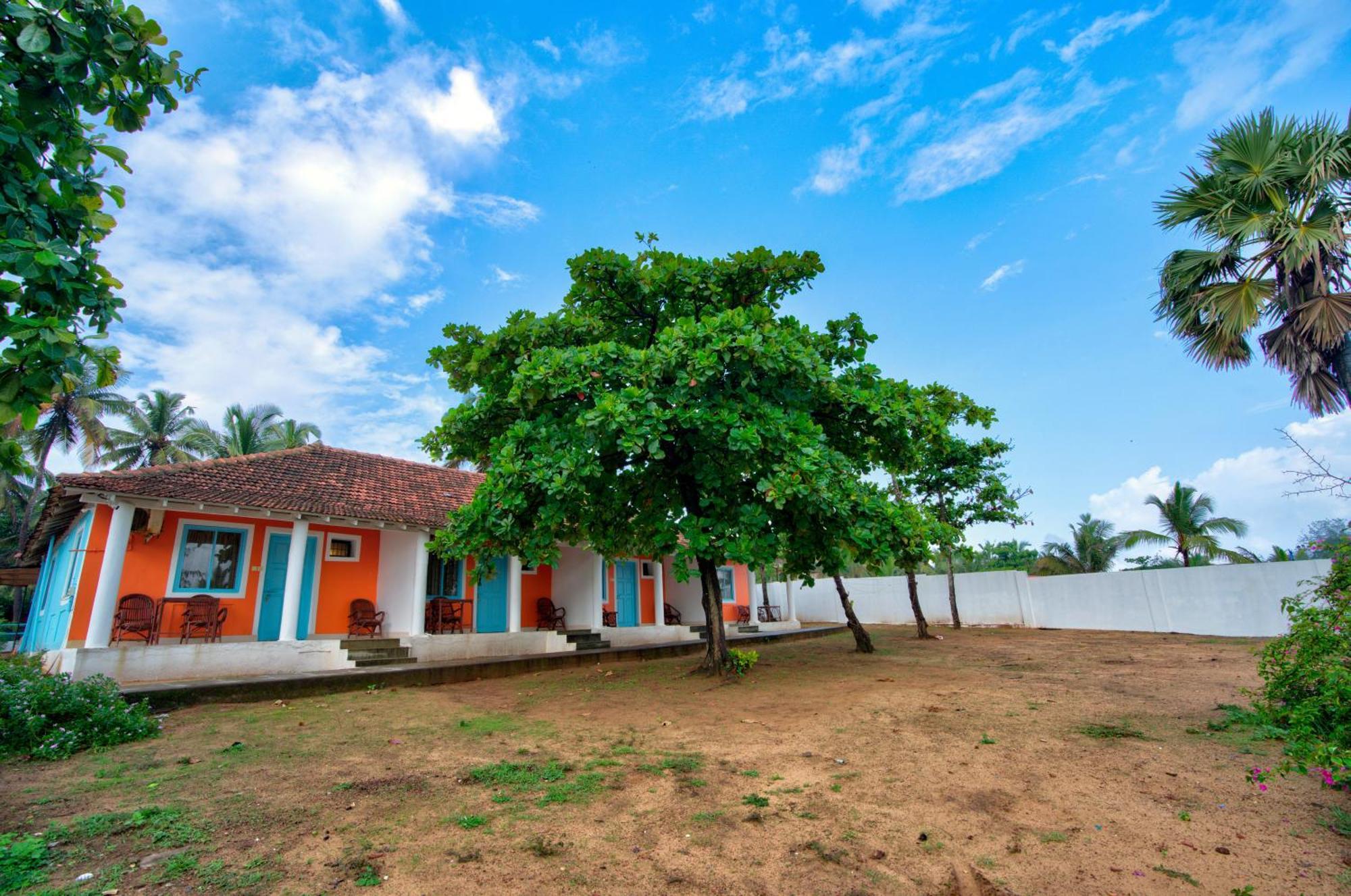 Papilio Beach Front Cottages-Tbv Baga Exteriér fotografie