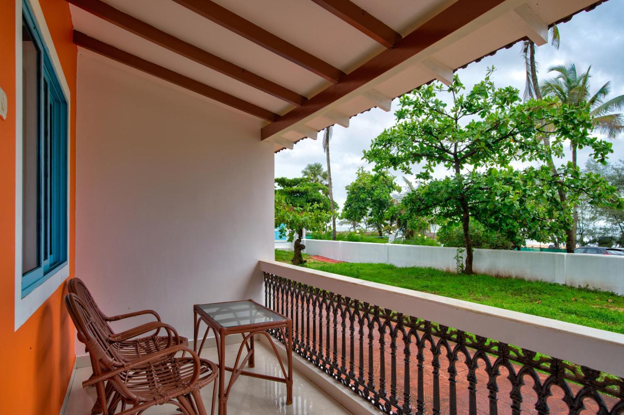 Papilio Beach Front Cottages-Tbv Baga Exteriér fotografie