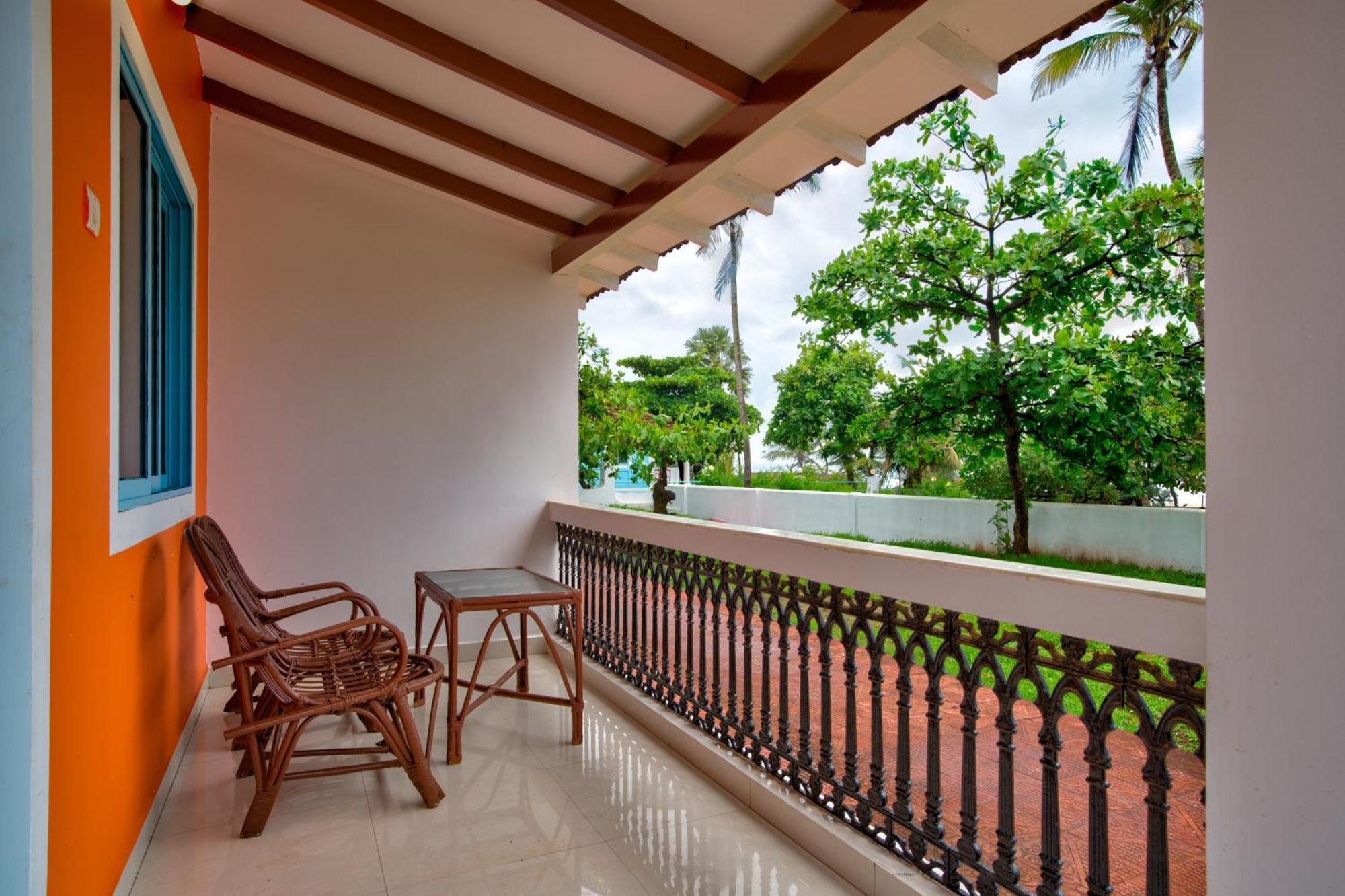 Papilio Beach Front Cottages-Tbv Baga Exteriér fotografie
